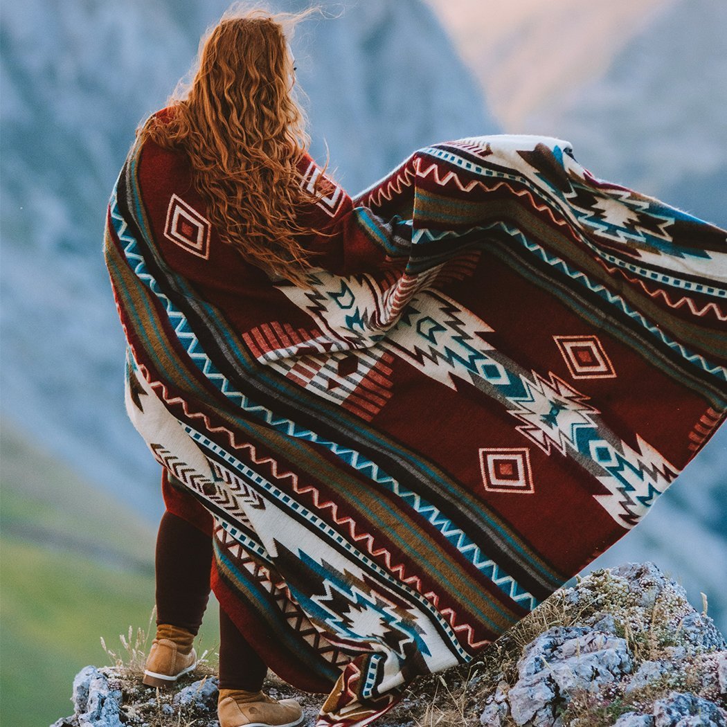 Ultra Soft Southwestern Arrow Handmade Woven Blanket - life of kuhl @HOME